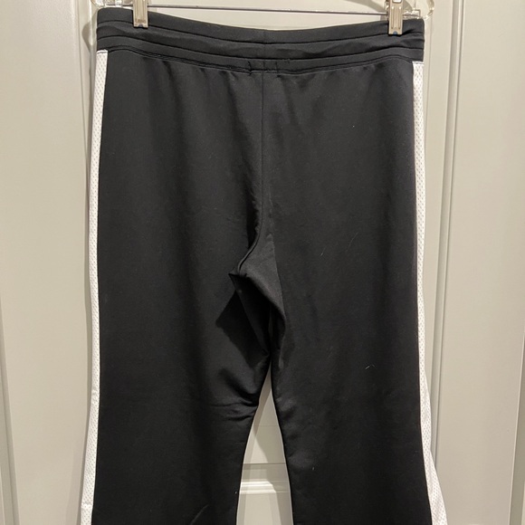 4 piece Danskin Now athletic set - Picture 7 of 7